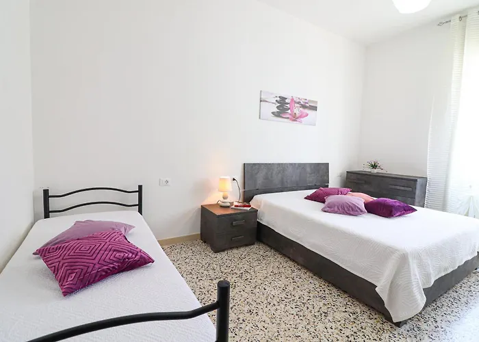 Casa Giorgia A 8 Posti 度假居 *